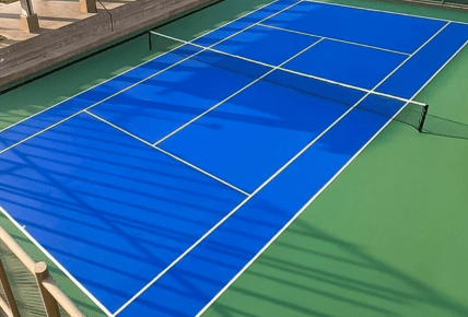 outdoor tennis courts